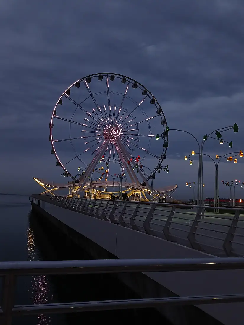 Ferris wheel Baku