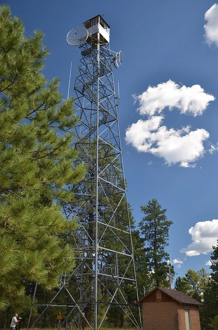 Big Springs Fire Lookout 2016 (48938419473)