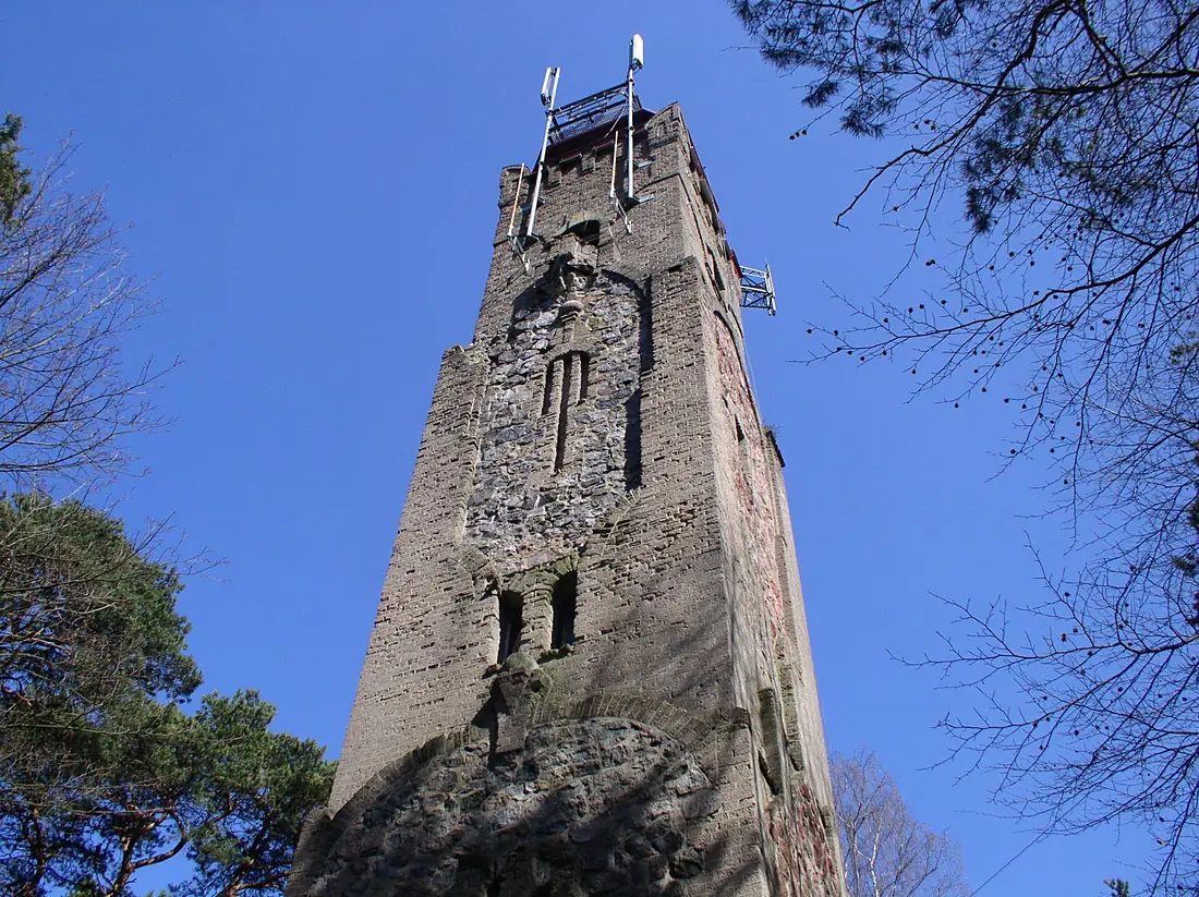 Wieża Bismarcka, niem. Bismarckturm, obecnie Tecława 02