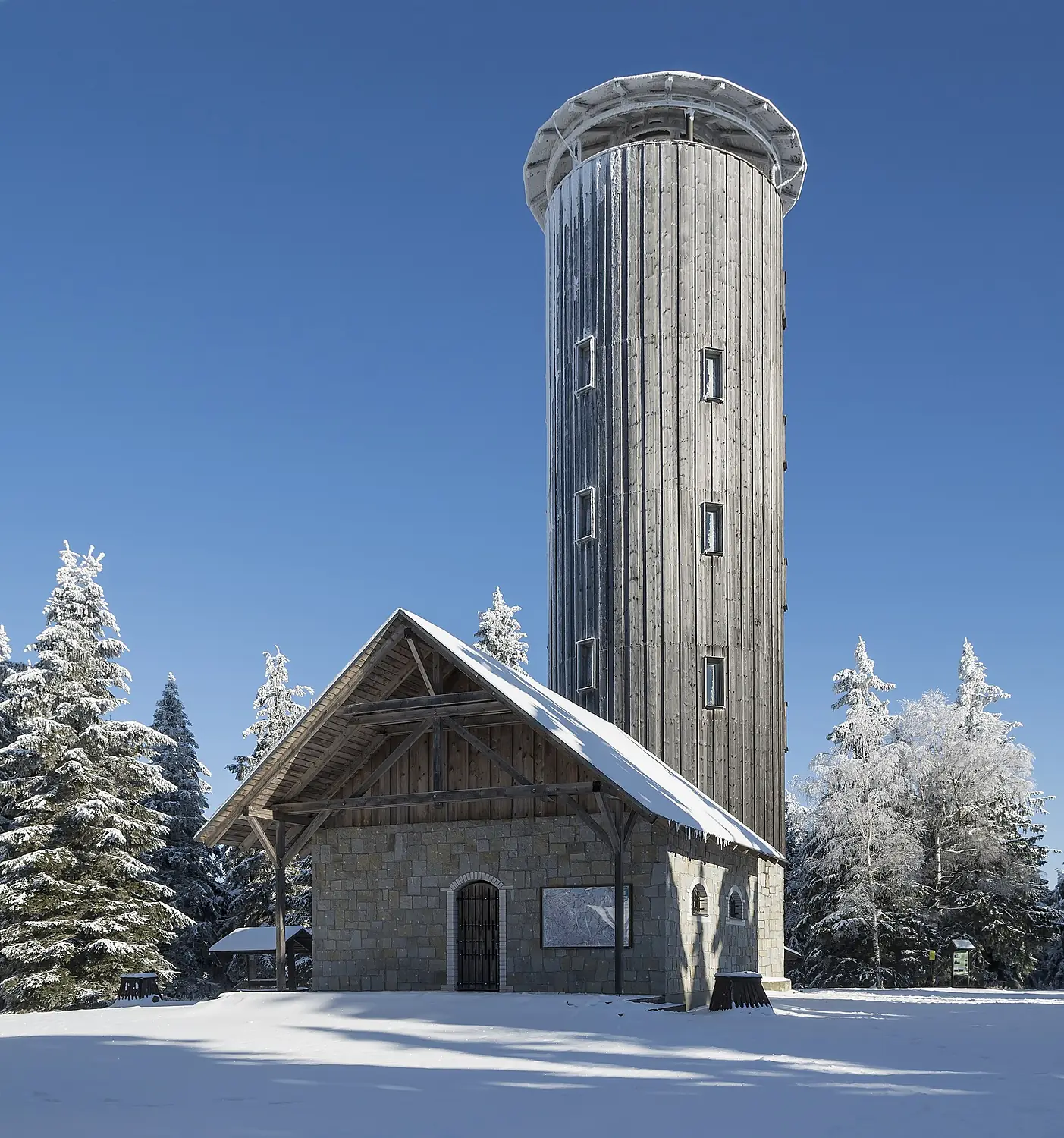 2015 Wieża widokowa na Borówkowej 05