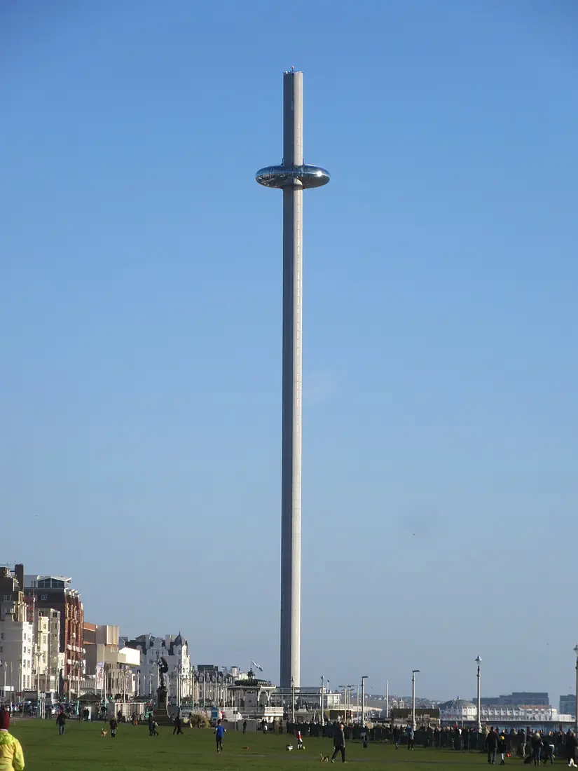 Brighton i360, King's Road, Brighton (January 2017) (2)