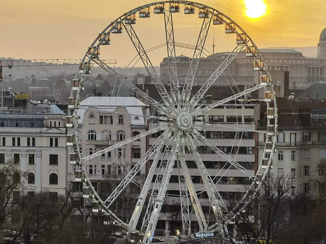 Budapest, Bajcsy-Zsilinszki út, kilátás, 13