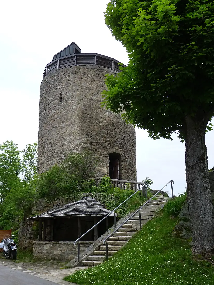 Burg-Ruine Kollnburg