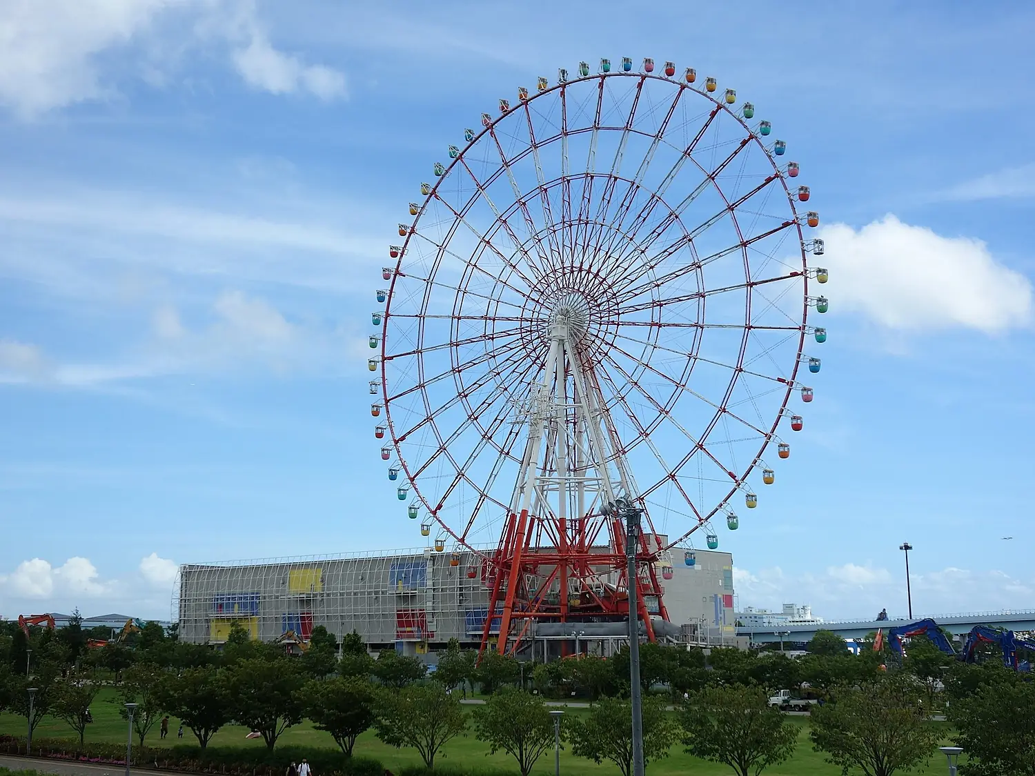 Palette Town Giant Ferris Wheel