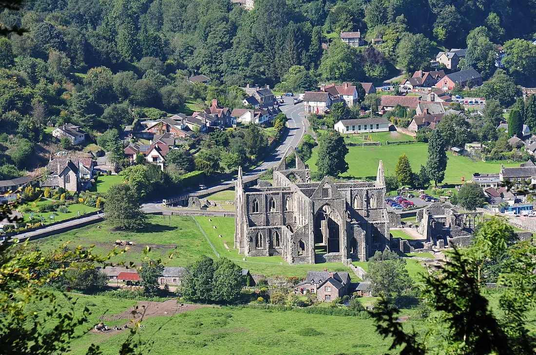 Tintern Abbey from Devil's Pulpit
