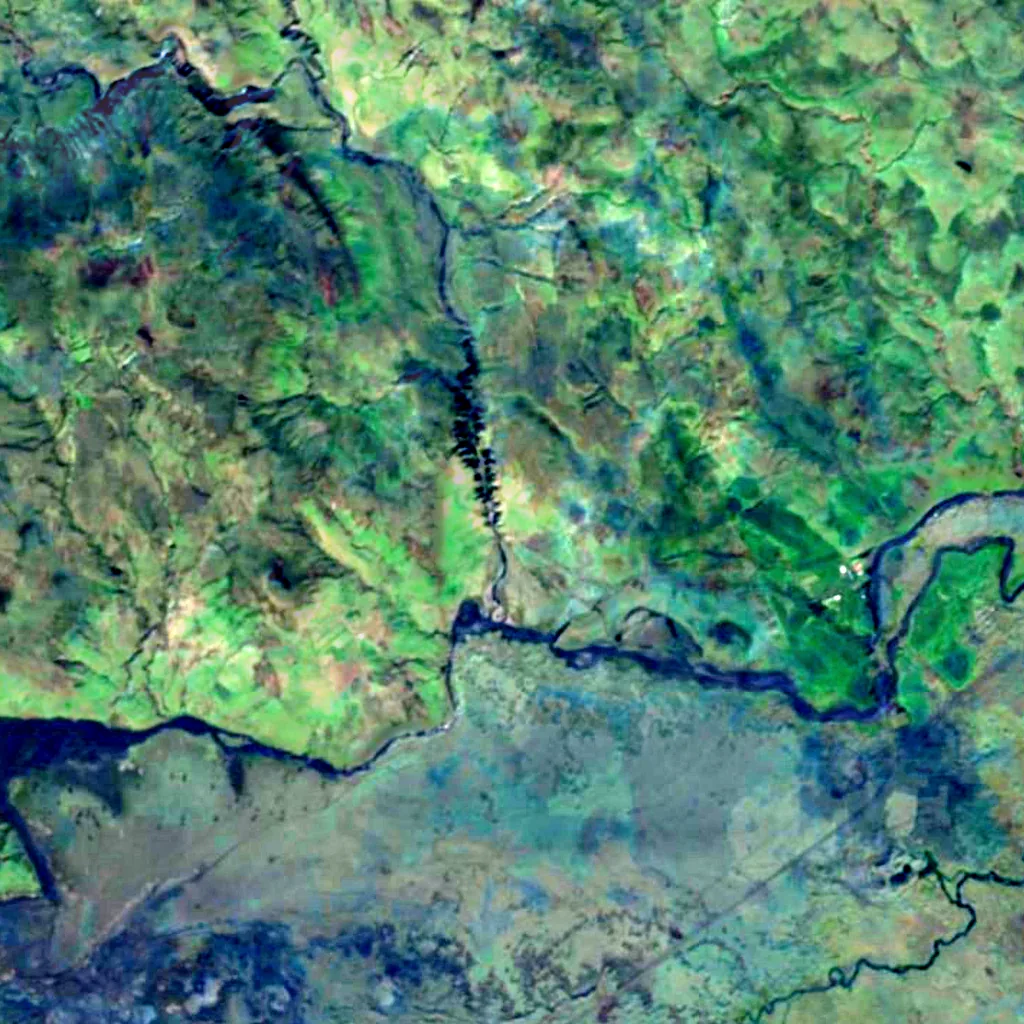 Fjaðrárgljúfur seen from above (Sentinel-2)
