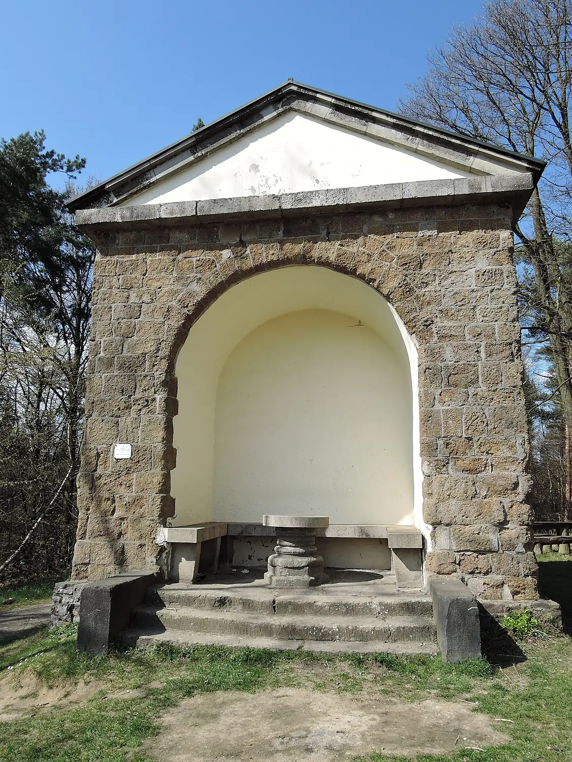 Foveauxhaeuschen03