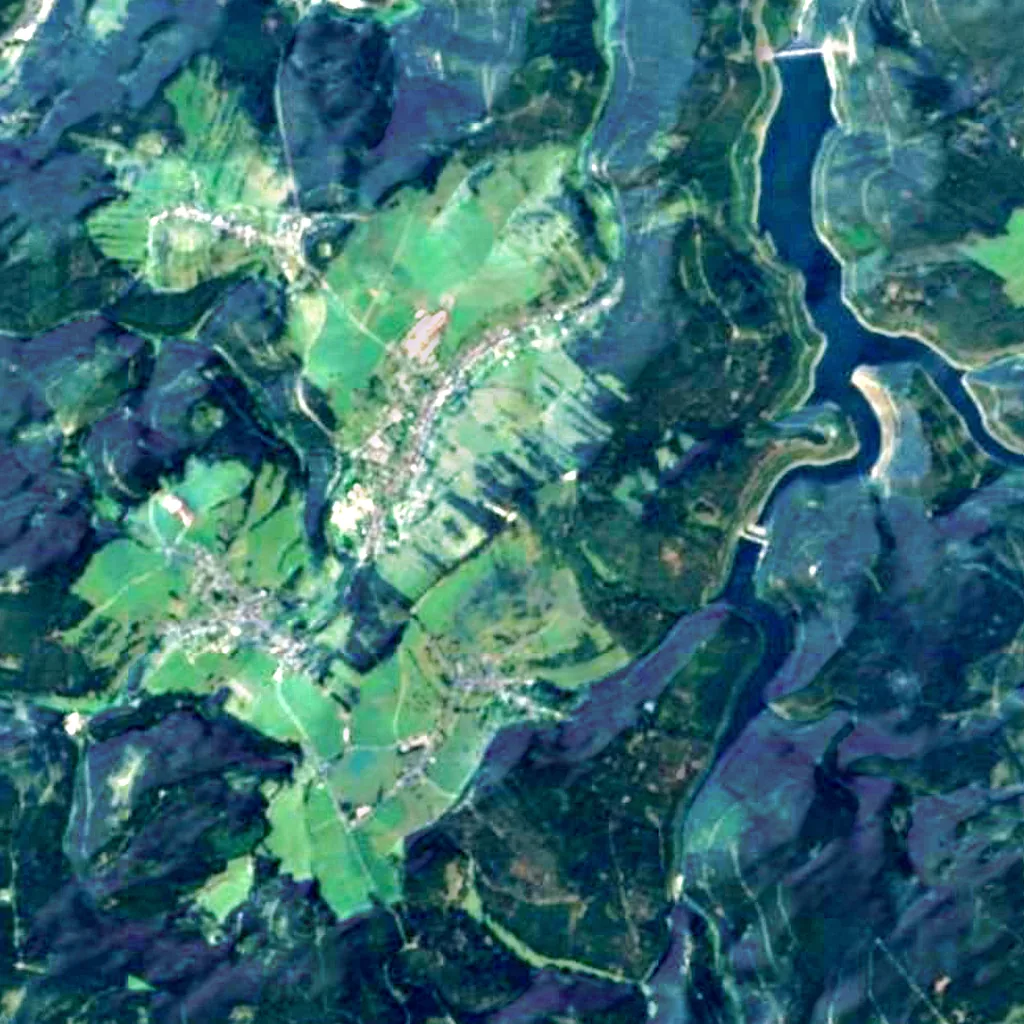 Fröbel-Tower seen from above (Sentinel-2)