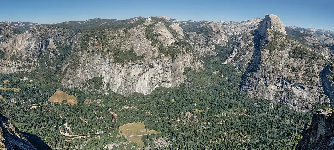 Panoramic Overview from Glacier Point over Yosemite Valley 2013