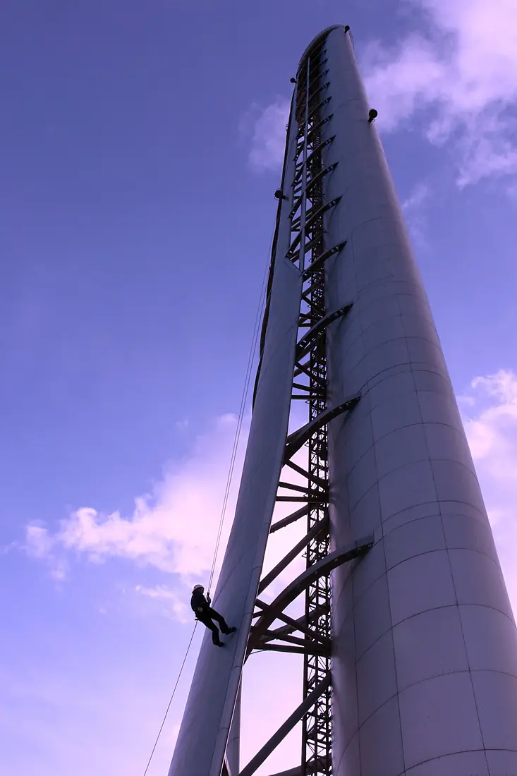 Abseiling the Glasgow Tower at Glasgow Science Centre