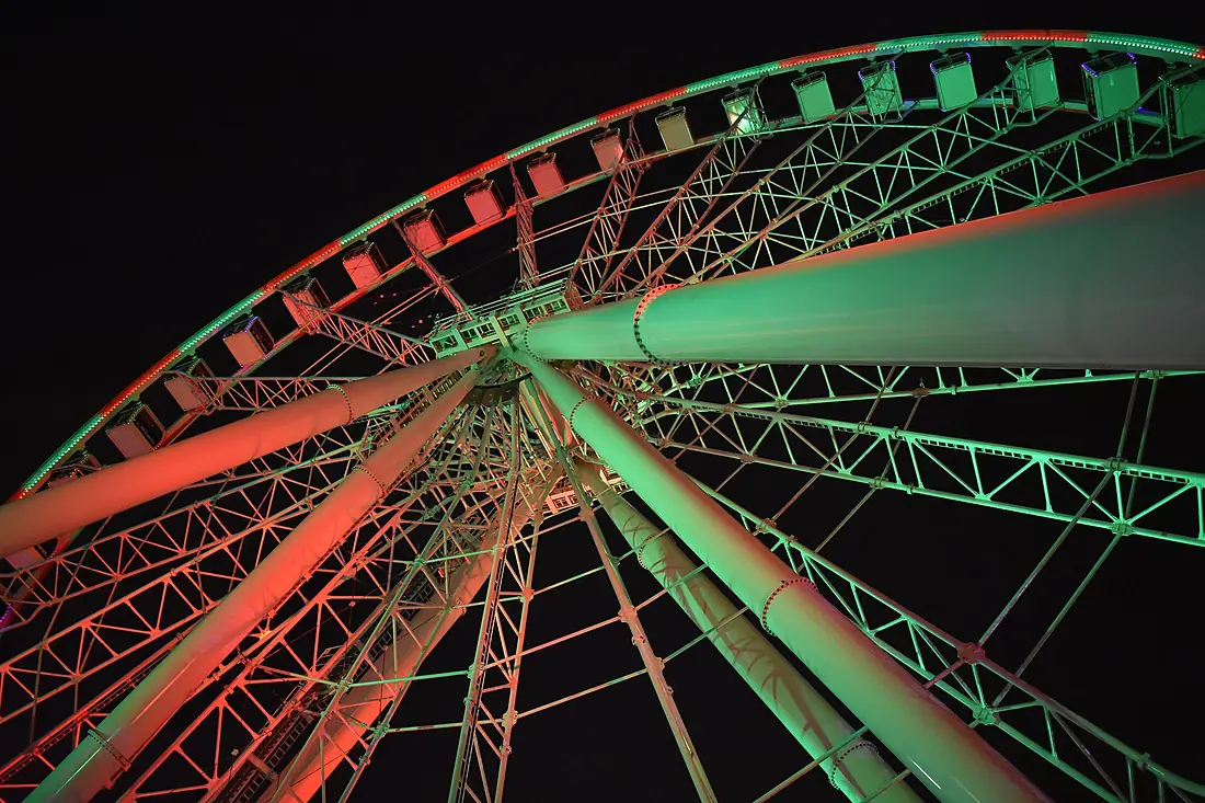Grande Roue de Montréal at night 6