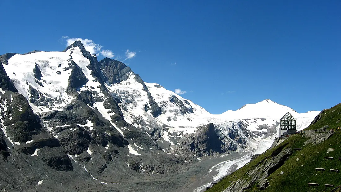 Großglockner from behind the glass panorama tower