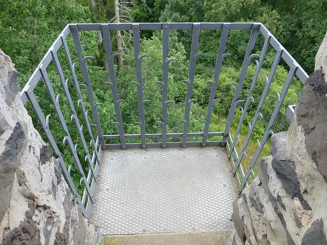 02-Hainigturm-Balkon