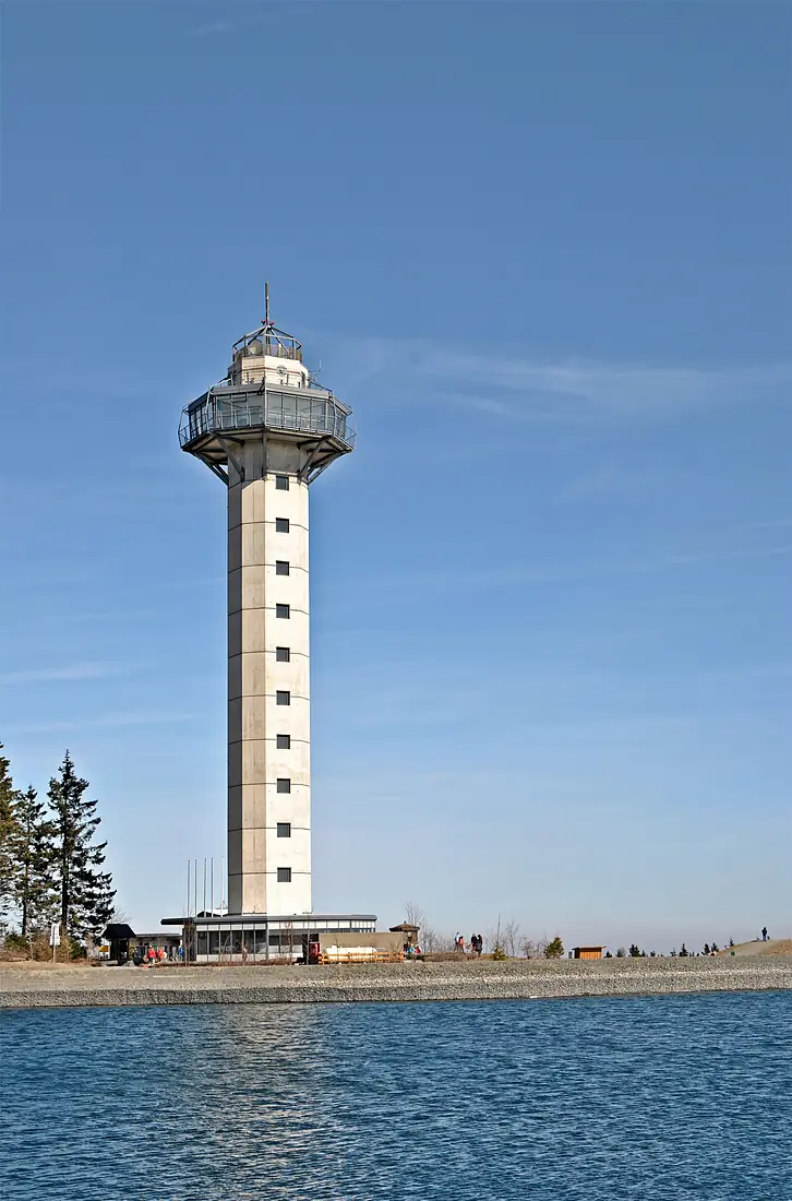 Hochheideturm 2010-04 I
