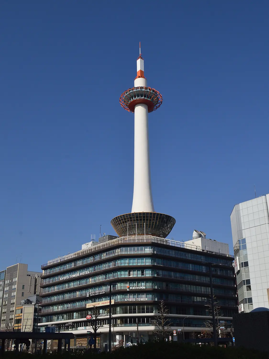 Kyoto Tower 2023-12 ac (1)