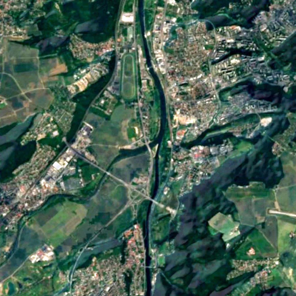 Lahovice Bridge seen from above (Sentinel-2)