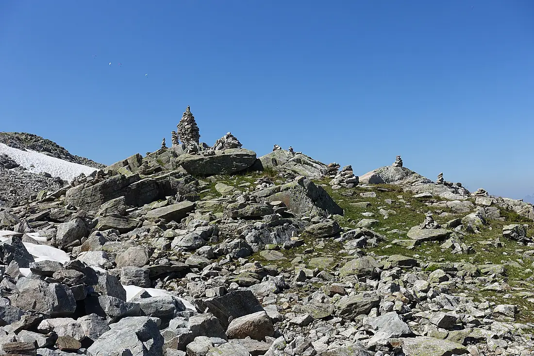Cairns @ Hike to Le Brévent, Lac du Brévent & Aiguillette des Houches (43374506444)