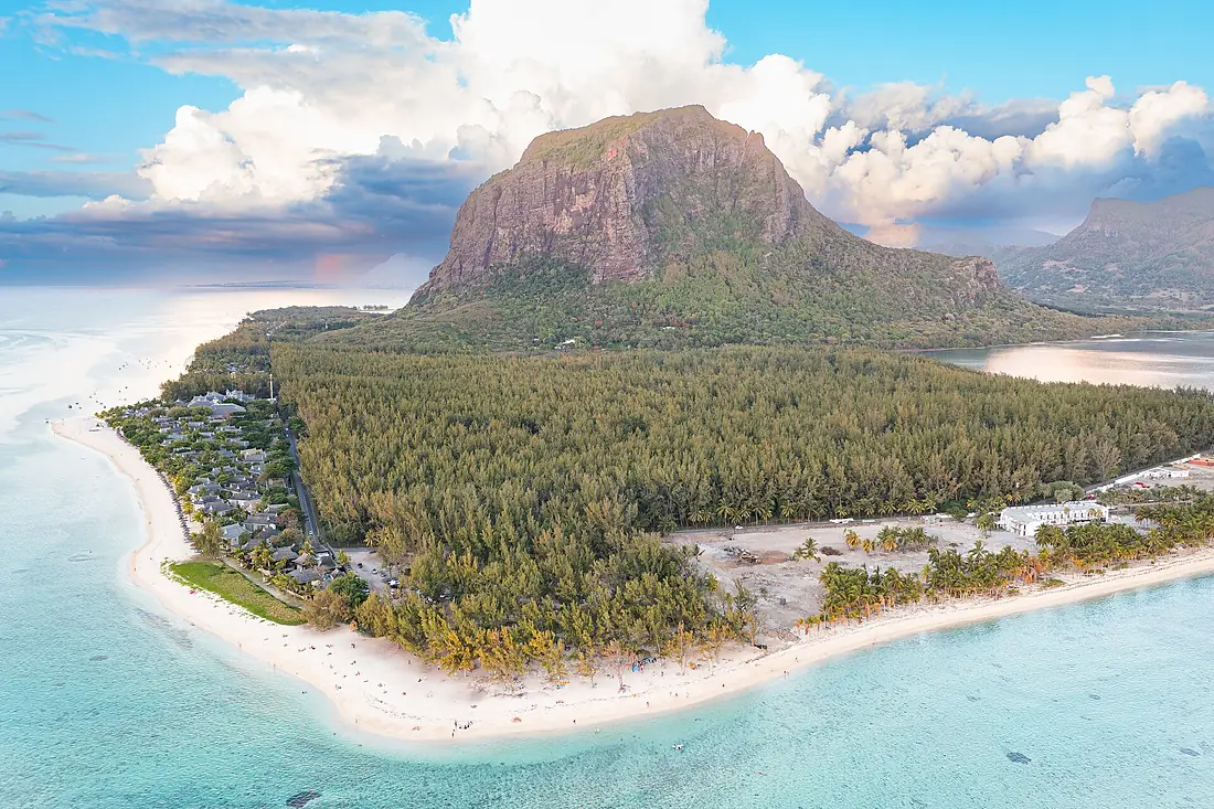 Aerial view of the peninsula Le Morne in Mauritius (53698115579)