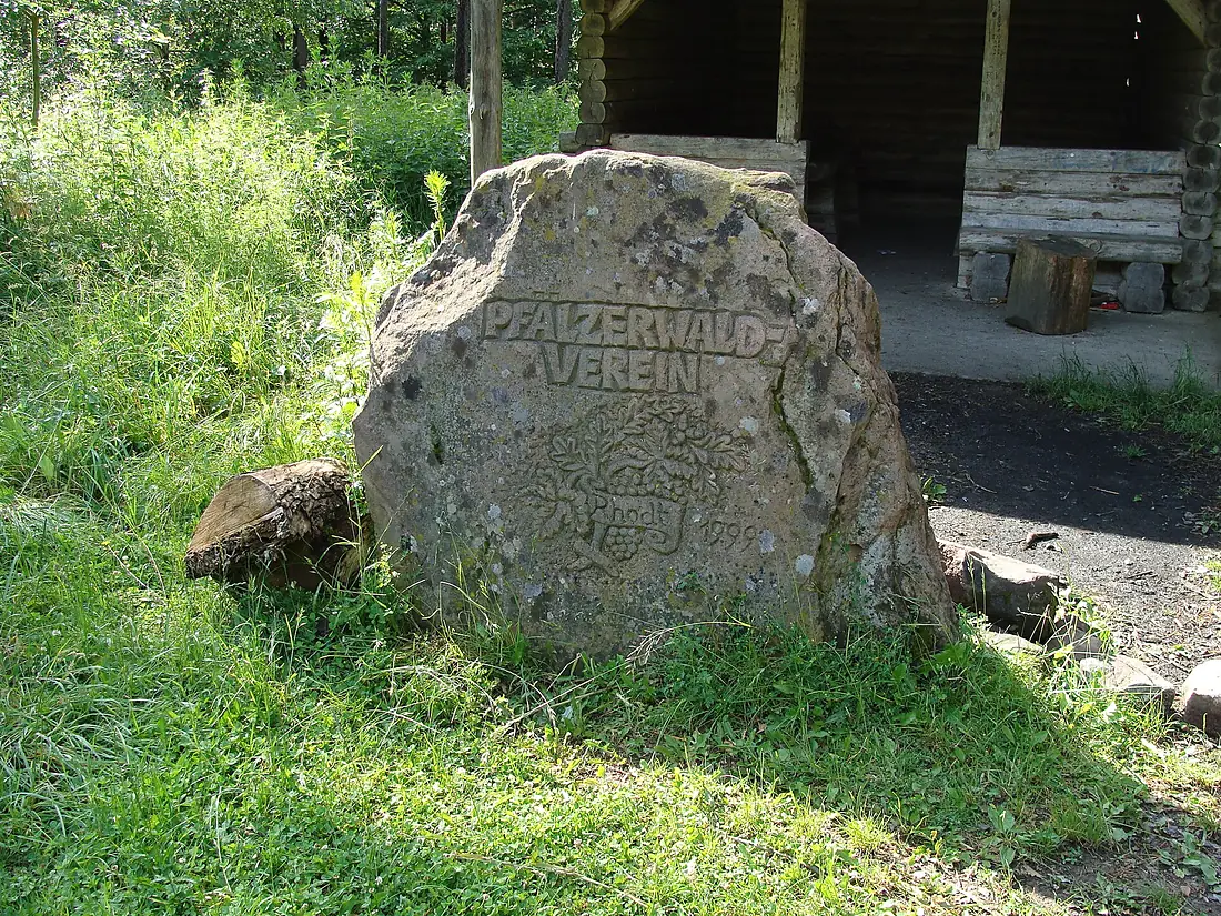 2013 Pfälzerwald 118 PWV-Stein OG Rhodt am Ludwigsturm