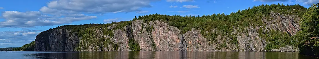 Mazinaw Rock panorama