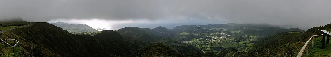 2012-10-16 13-22-04 Portugal Azores Furnas 6h