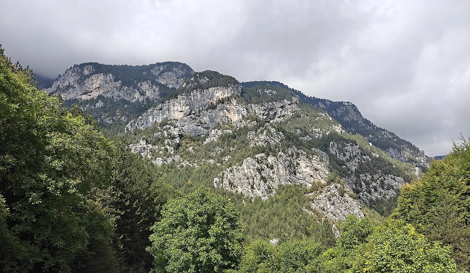 Hiking on Mount Olympus 01