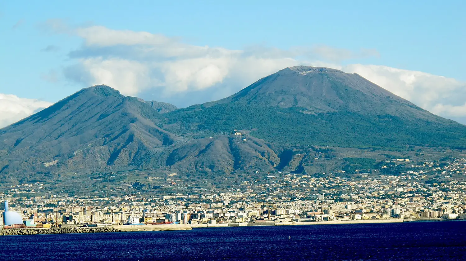 Il cratere del Vulcano - panoramio