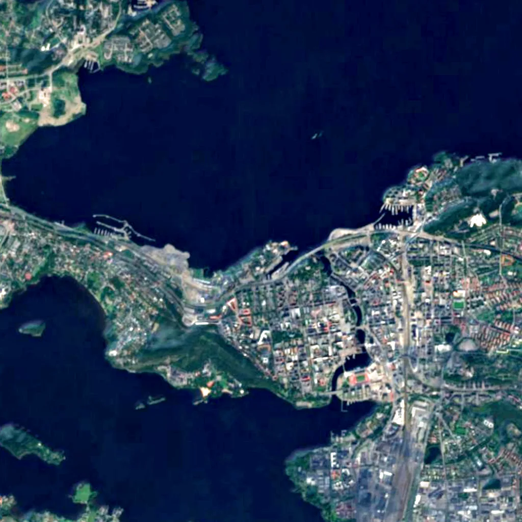 Näsinneula tower seen from above (Sentinel-2)