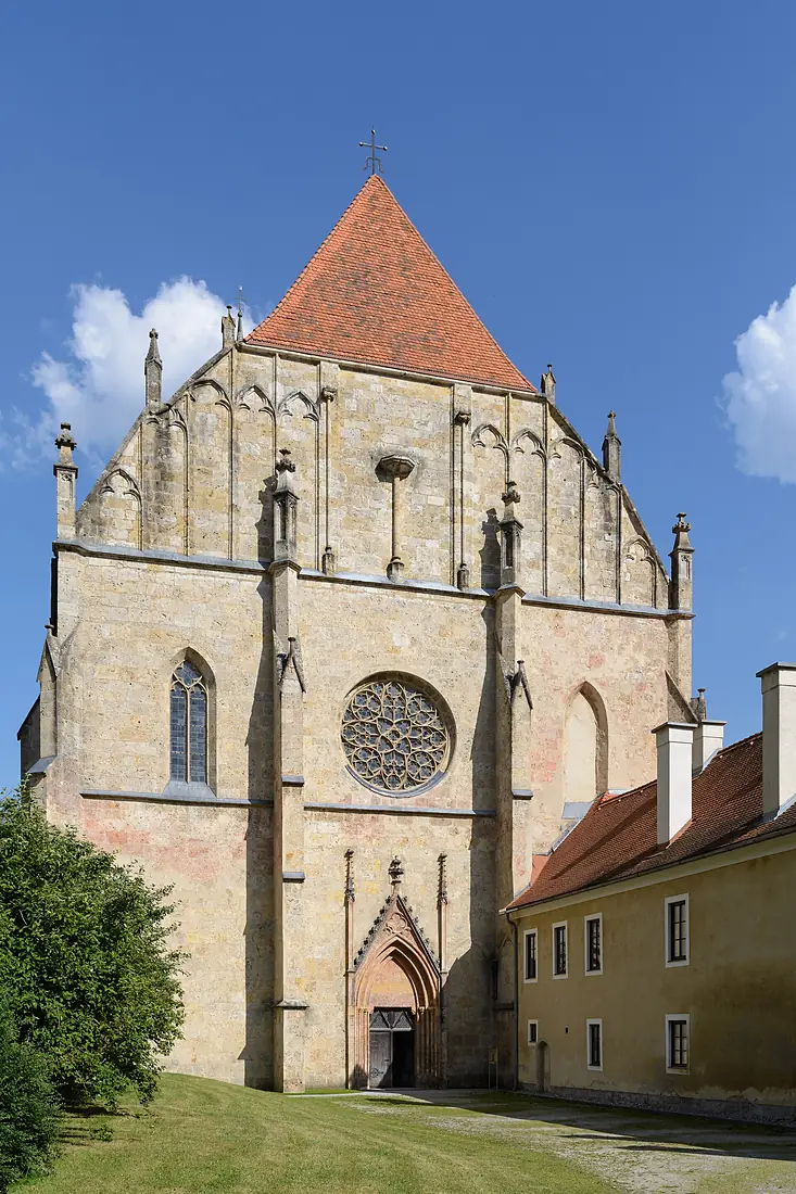 Neuberger Münster Fassade 01