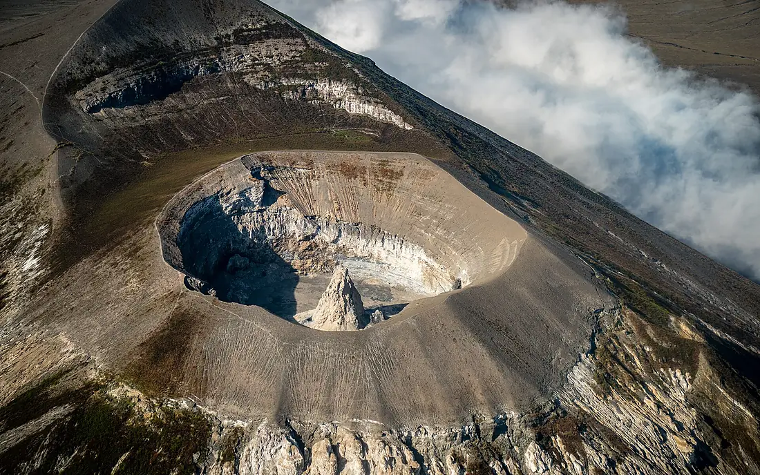 MLY07753 Mount Ol Doinyo Lengai 0821