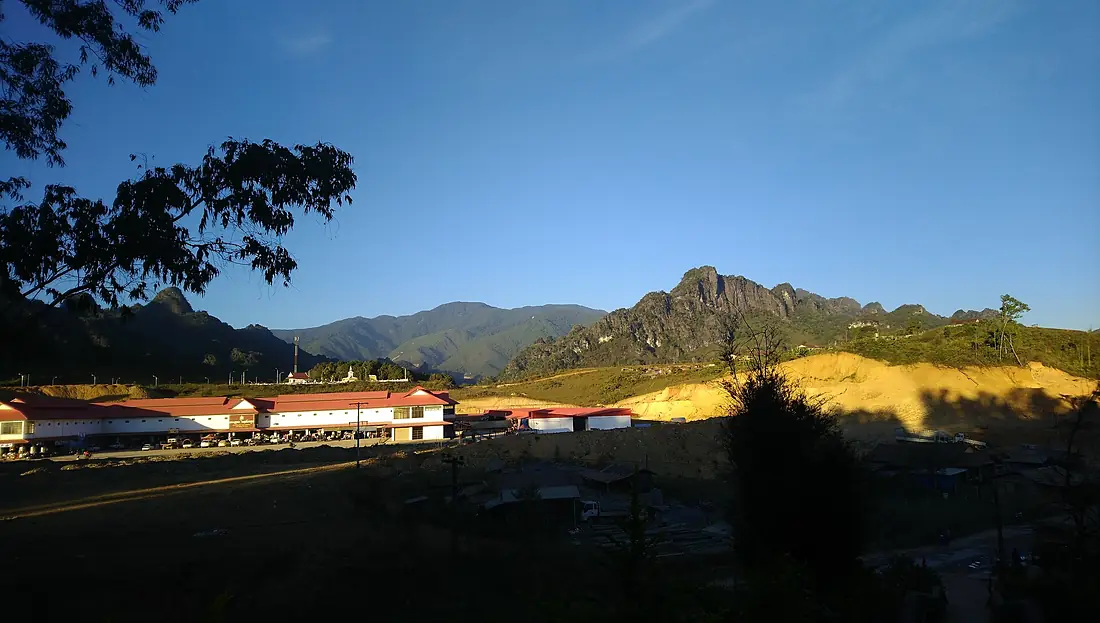 Phou Bia seen from Xaysomboun
