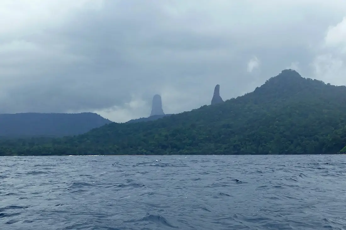 Cão Grande et Cão Pequeno à São Tomé (1)