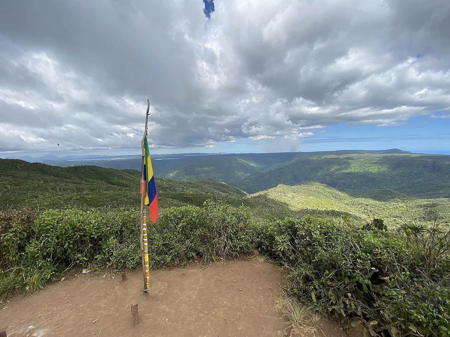 Peak - Piton de la Petite Rivière Noire 01