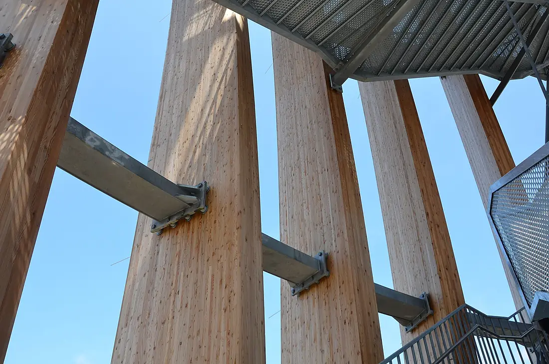 Keutschach Pyramidenkogelturm Konstruktions-Detail 08072013 4971