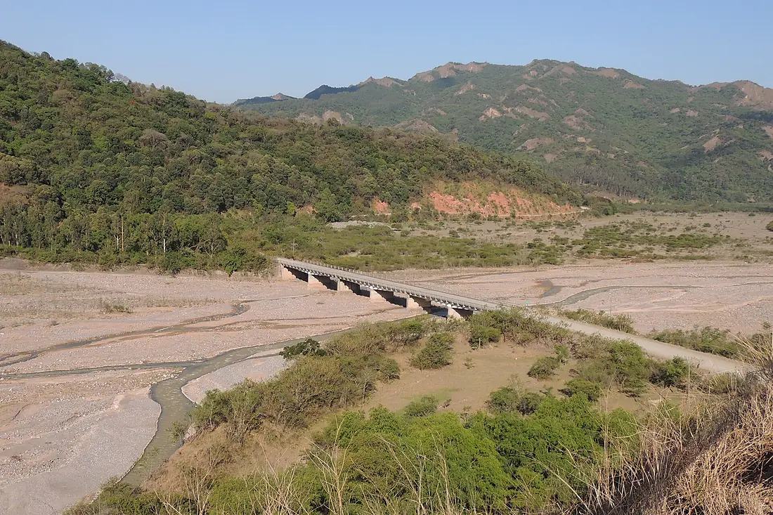 97-Pte sobre Rio Grande Quebrada de Humahuaca