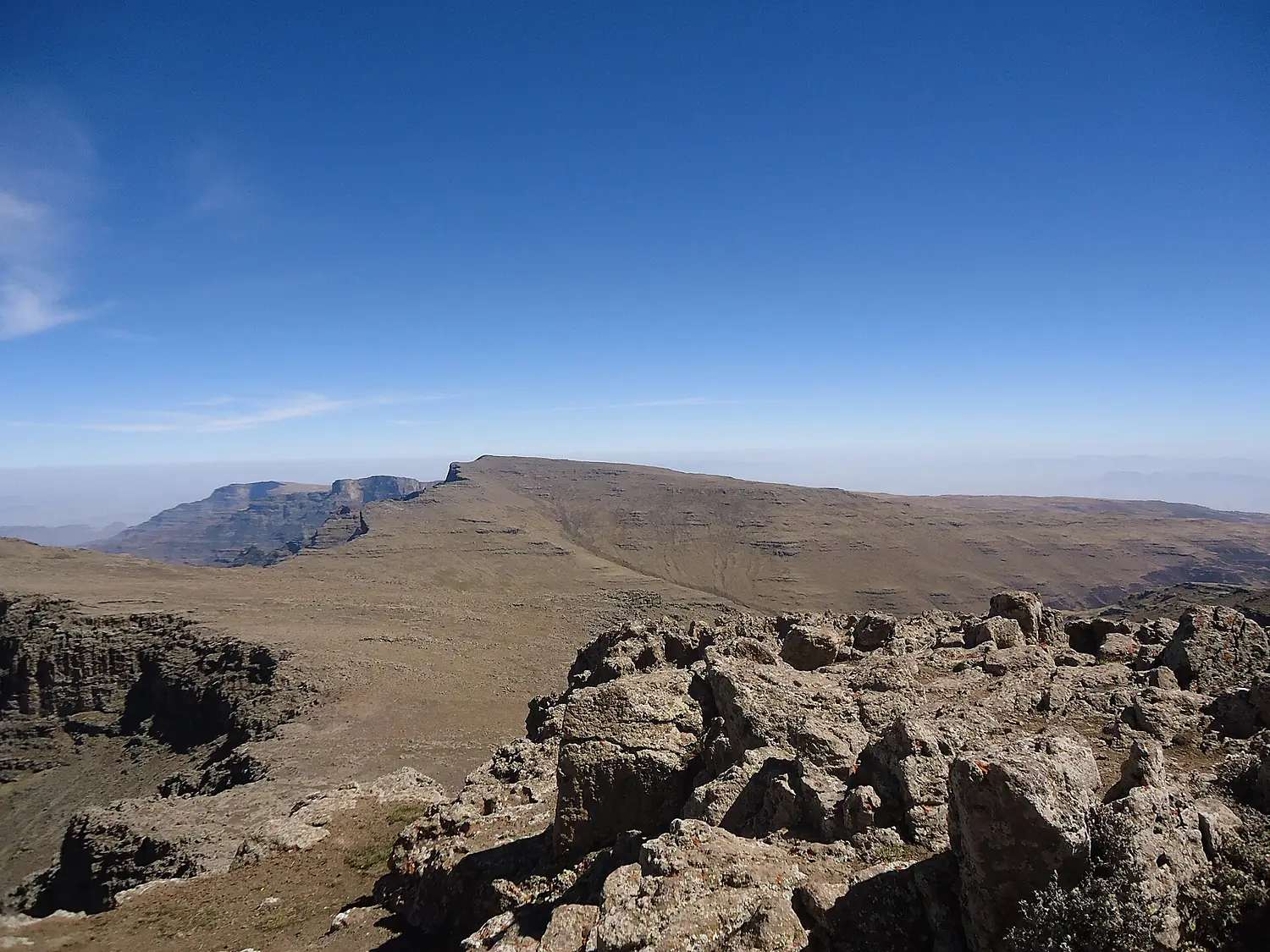 Ras Dejen eastwards