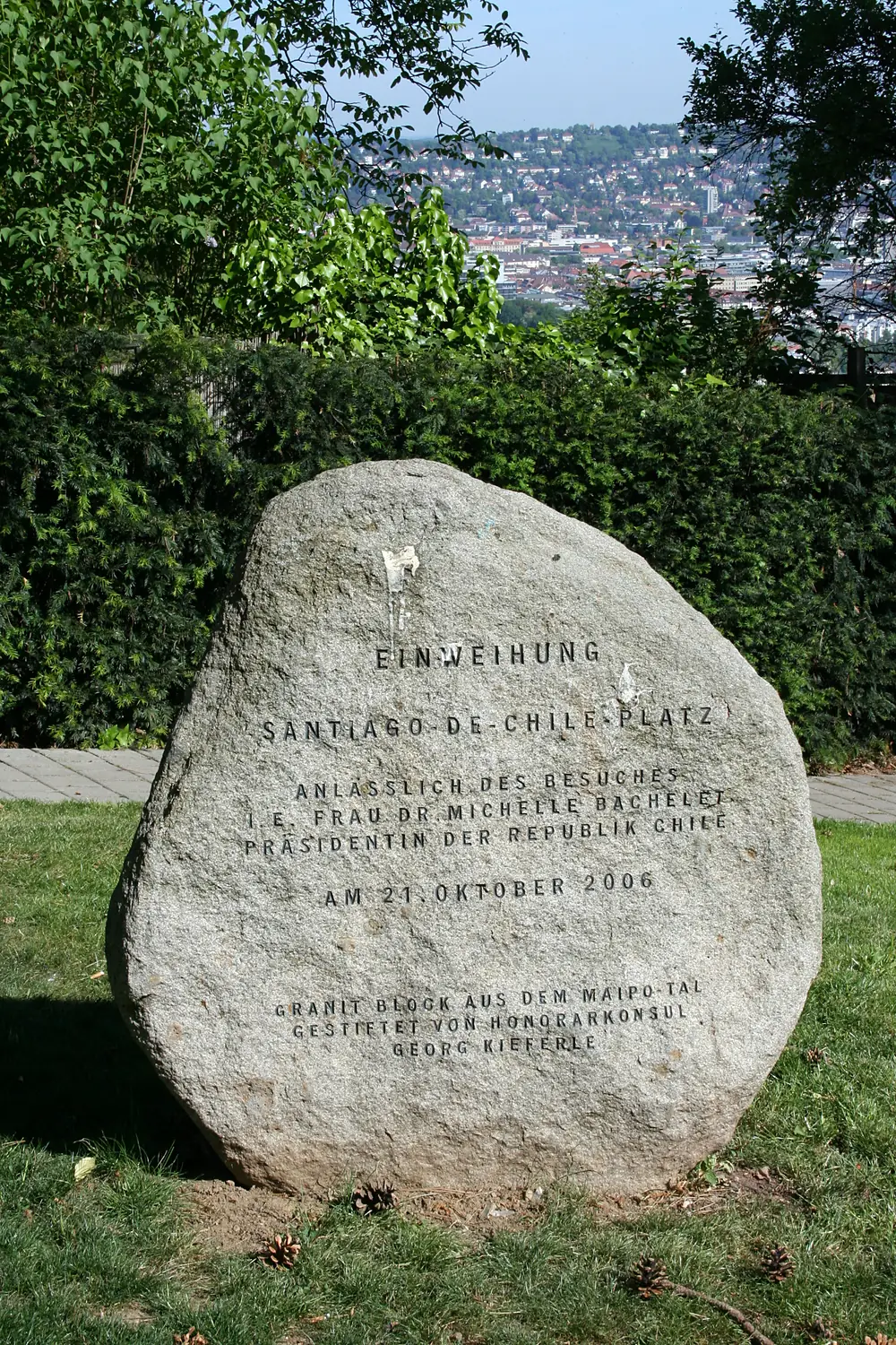 Gedenkstein Santiago-de-Chile-Platz Stuttgart