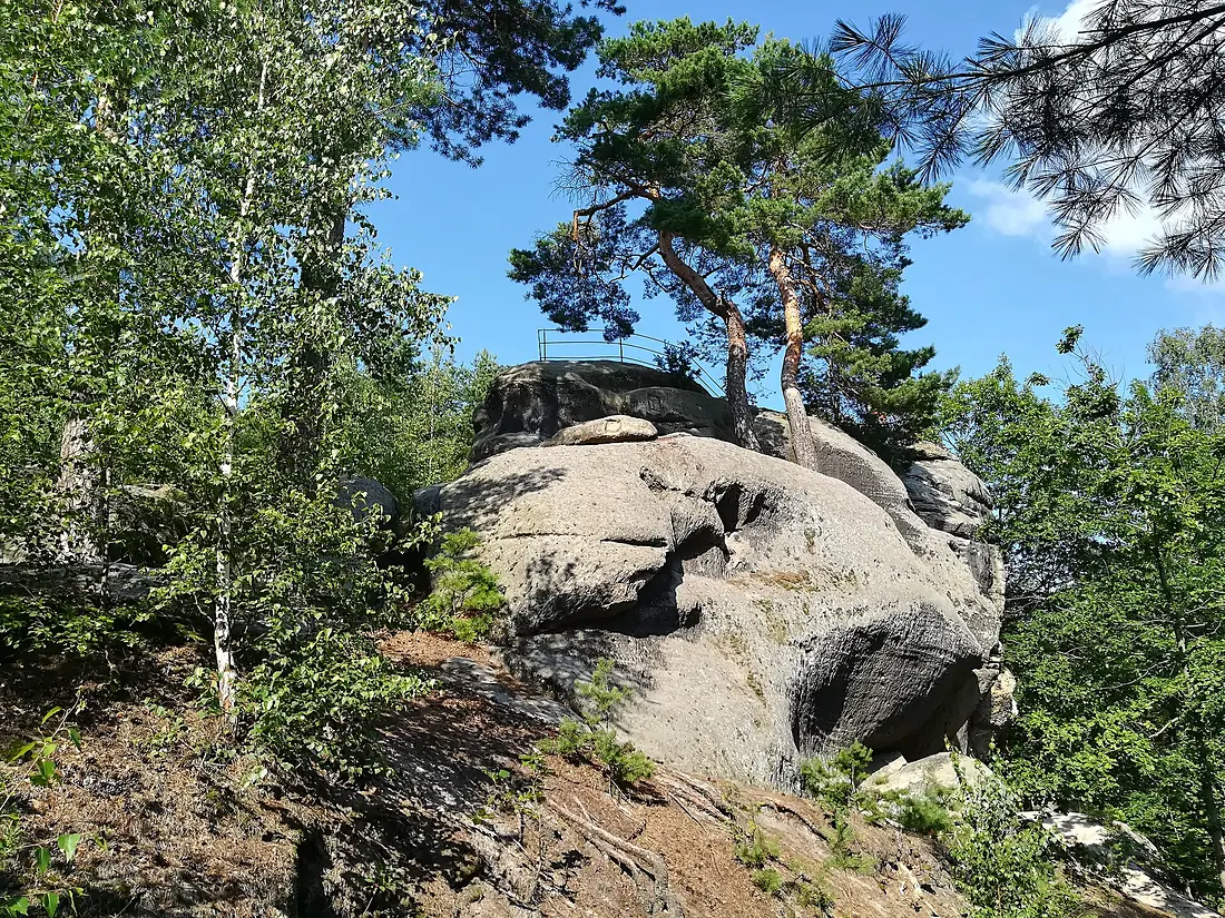 Skalni Vyhlidka Ponorka 01