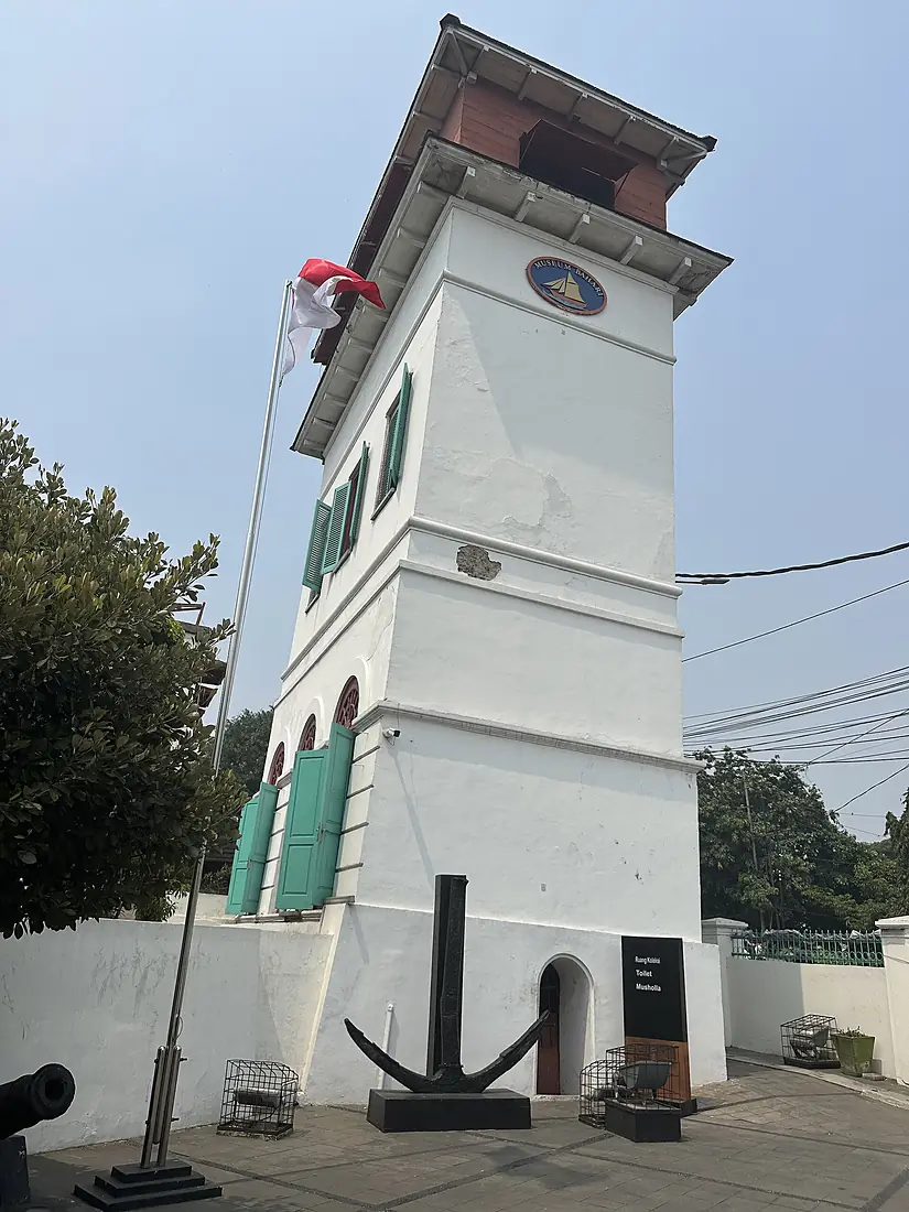 De uitkijk (Menara Syahbandar) 02