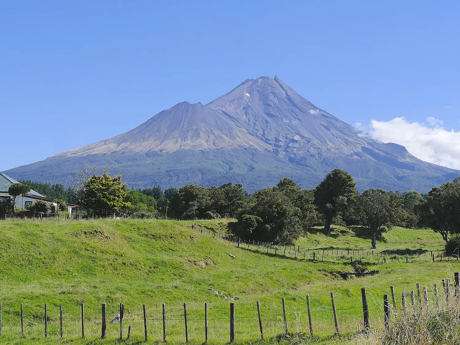 Mount Taranaki or Mount Egmont, New Zealand