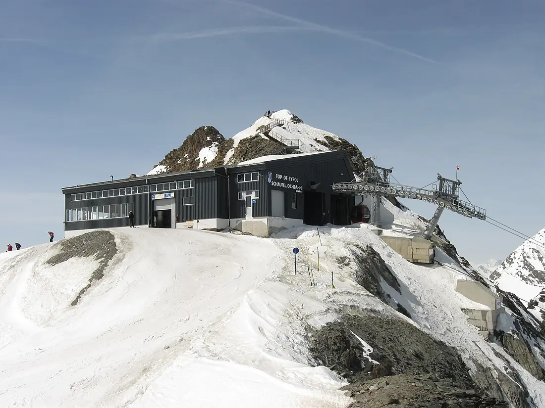 Schaufeljoch-Gondelbahn Bergstation