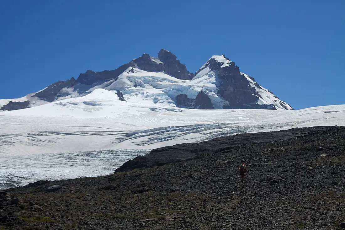 Argentina - Mt Tronador Ascent - 09 - hiking in (6816180968)