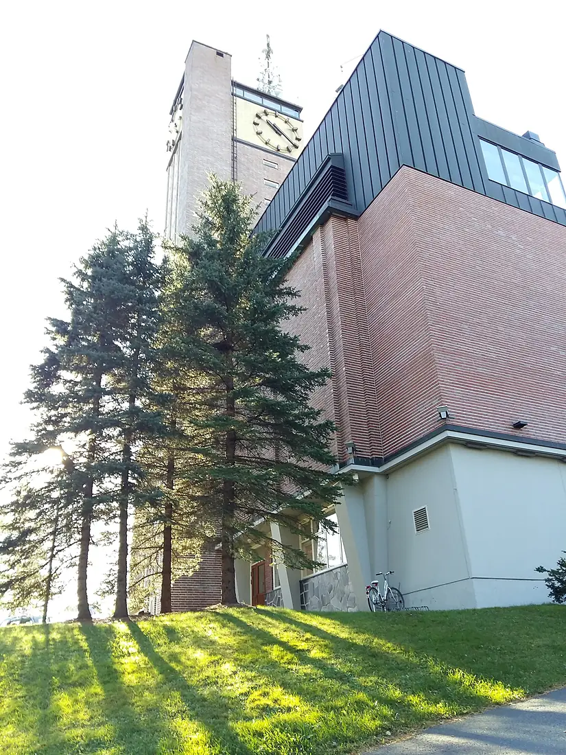 Jyväskylä Vesilinna Ihantolantieltä kuvattuna